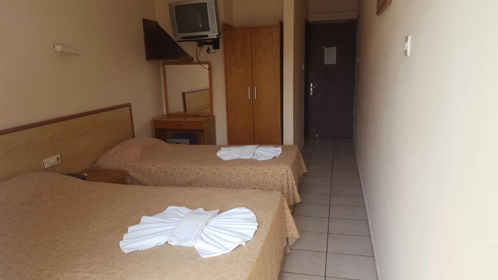 Guevenir Hotel Okurcalar Bagian luar foto